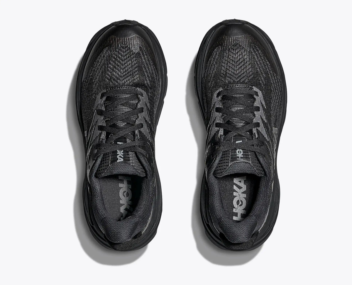 HOKA Challenger 8 GORE-TEX Wide W on naisten vedenpitävä polkujuoksukenkä, joka yhdistää pehmeän vaimennuksen, varman pidon ja leveämmän istuvuuden.