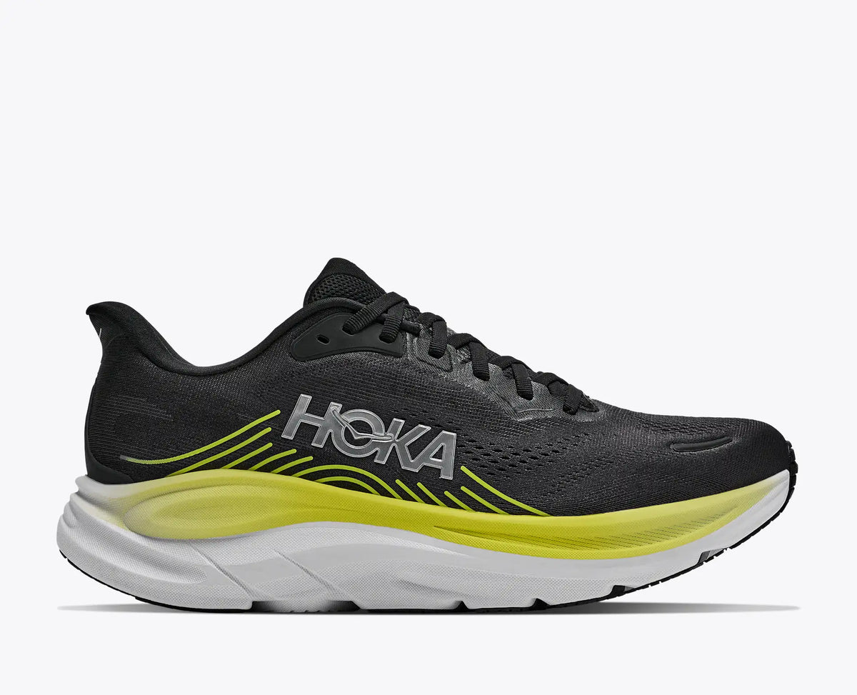 HOKA Clifton 11 miesten juoksukengät ovat kevyesti rullaava ja pehmeästi vaimennettu valinta päivittäiseen lenkkeilyyn, palauttavaan harjoitteluun sekä aktiiviseen kävelyyn.