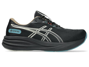 GEL-PULSE 17 GTX on mukava ja monipuolinen juoksukenkä, joka on suunniteltu erityisesti sateisiin olosuhteisiin ja vaihteleviin sääolosuhteisiin. Gore-Tex-kalvon ansiosta kenkä pitää jalat kuivina, joten se sopii erinomaisesti niin juoksuun, kävelyyn kuin arjen siirtymiin.