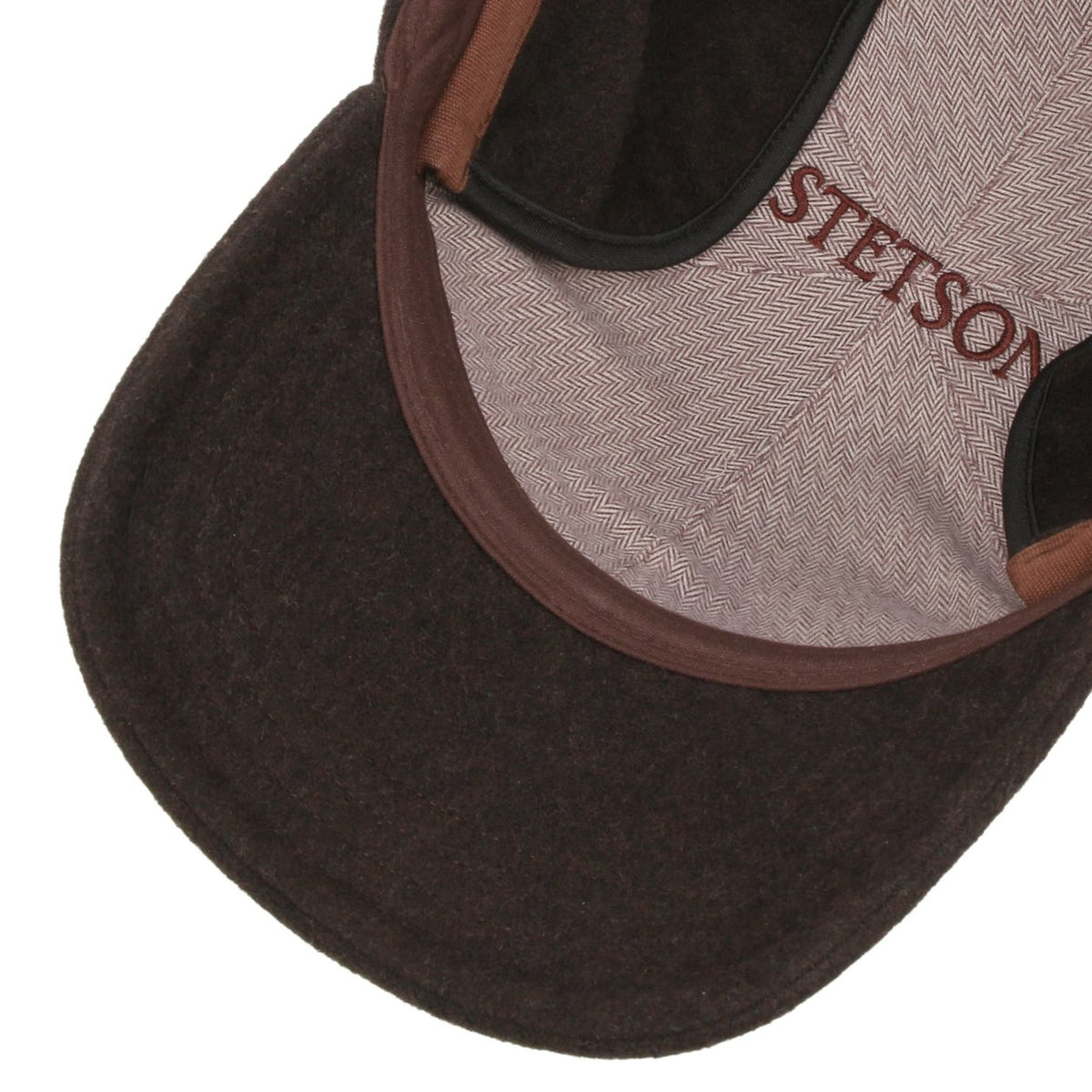 Stetson Vaby Ear Flaps Cap&nbsp;on tyylikäs ja lämmin talvilippalakki, jossa yhdistyvät klassinen baseball lippiksen muoto ja käytännöllinen korvien sekä niskan lisäsuoja. Laadukas villasekoite, pehmeä pintamateriaali ja alas taitettavat korvaläpät tekevät lakista hyvän valinnan kylmiin syys ja talvipäiviin.