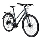 Crescent Nikka 28" on tyylikäs ja sporttinen naisten hybridipyörä, joka yhdistää ajomukavuuden, käytännöllisyyden ja kevyesti rullaavan ajotuntuman. Pyörä on suunniteltu aktiiviselle käyttäjälle, joka arvostaa laadukasta hybridipyörää työmatkoille, kuntolenkkeilyyn ja päivittäiseen kaupunkiajoon.